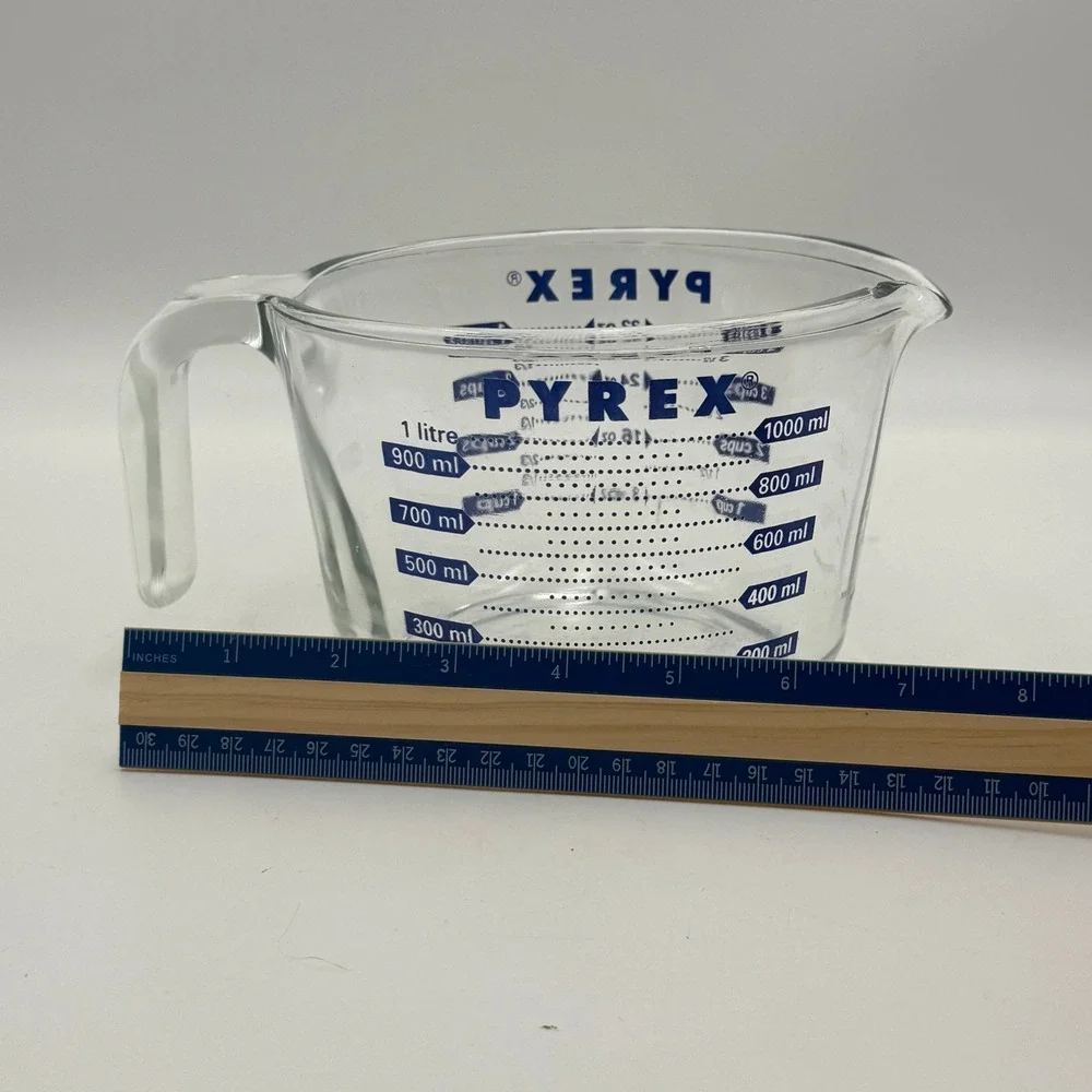 Pyrex 1 Quart 4 Cup Glass Measuring Cup Blue Lettering USA 1000ml 32oz